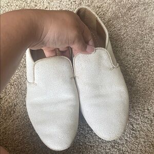 Frye Women's Cream Loafers